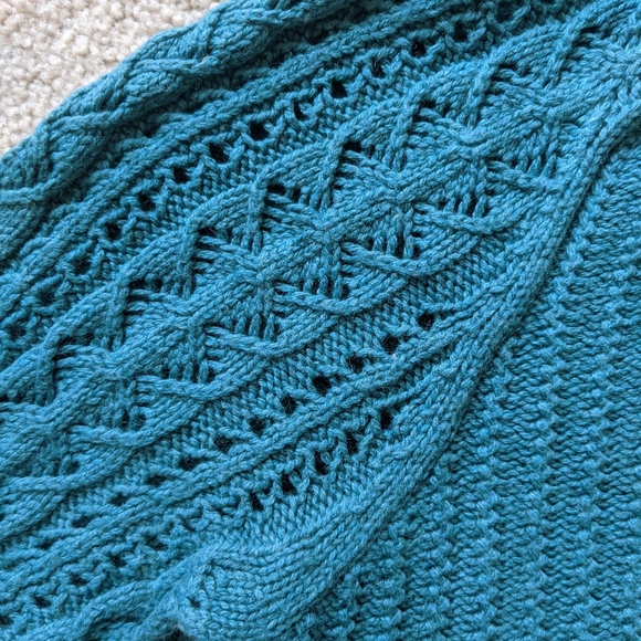 LOFT Sweater - Picture 3 of 3